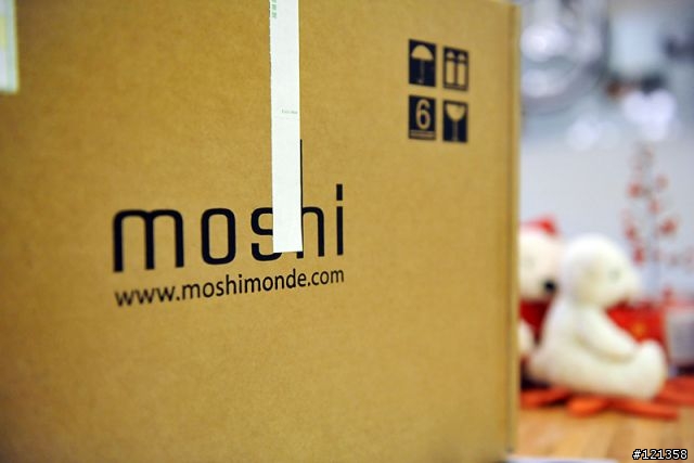 (ipad的周邊小物)買了iPad,也該為iPad添點行頭了!Moshi iVisor XT、iGlaze以及Moshi Concerti for iPad分享!