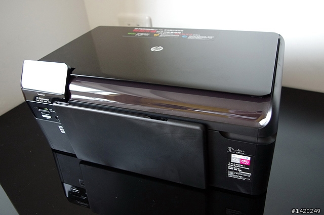 在月子中心也要開箱~HP B110a複合式相片印表機