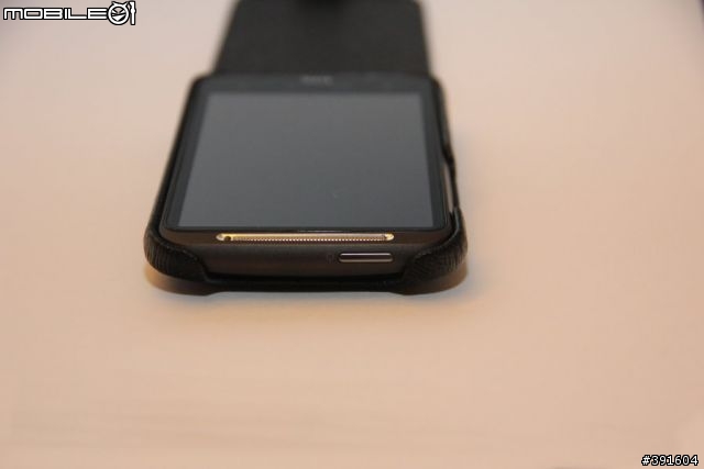 HTC Desire HD上蓋皮套(T牌)+平價普普風清水套(三色)開箱文分享