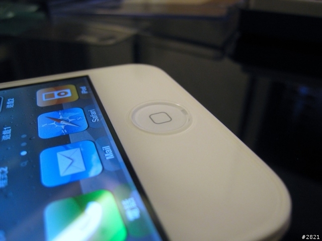 我的iPhone4變色了