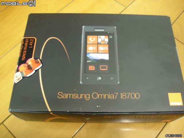 目前市面最強的WP7 SAMSUNG OMNIA 7 開箱文................