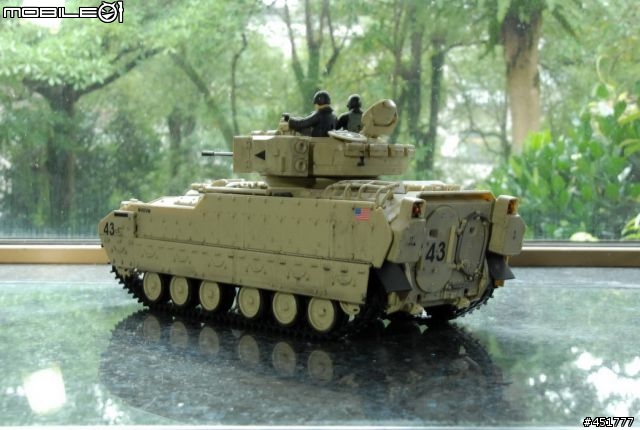 1/18 黑鷹直昇機+ OH-58D KIOWA (圖多,小心)
