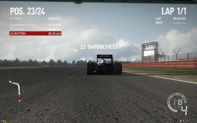 賽道、視角、天氣…皆可自訂!一起來玩功能超多的「F1 2010」Benchmark吧