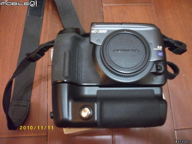 開箱文....E-300用電池手把HLD-3...