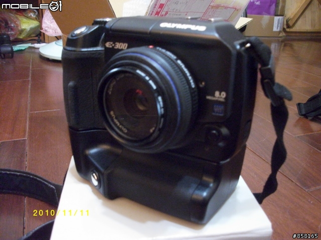 開箱文....E-300用電池手把HLD-3...