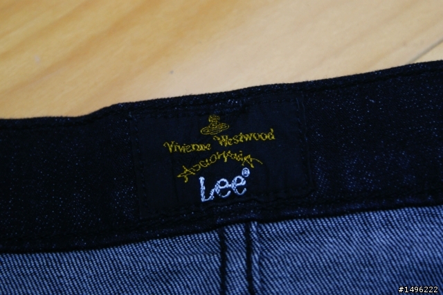 Vivienne Westwood X LEE 之黑牛來襲11/11補上實穿照