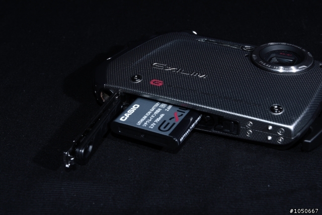 非專業開箱文~Casio EX-G1 防水防振相機