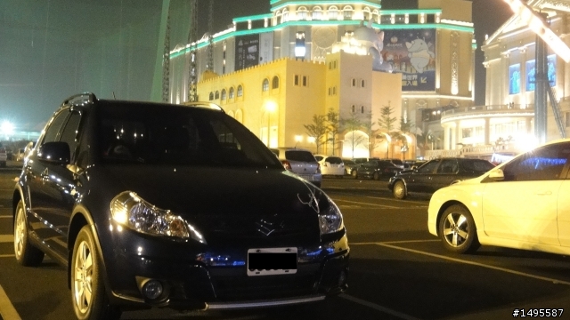 Suzuki SX4開箱文(新增10&11月保養,遊記之報導)