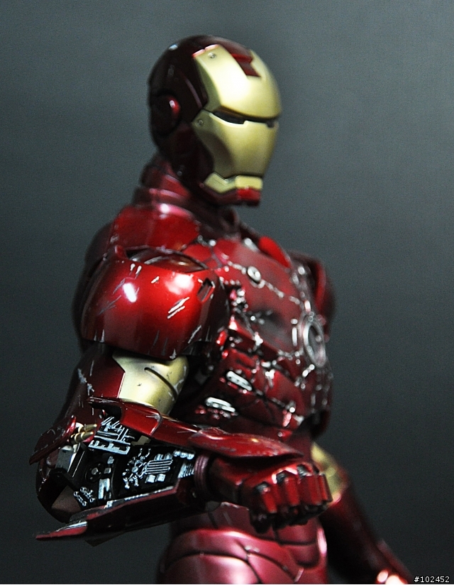 分享~hottoys戰爭機器12吋玩具(11/07新增馬克三號)