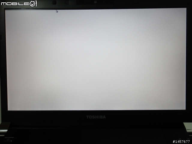 長白斑的Toshiba R700