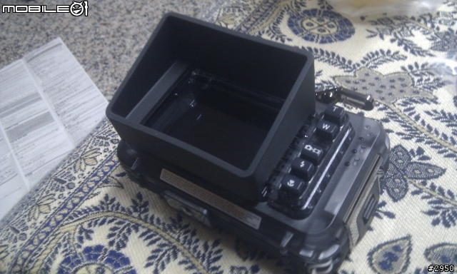 邁入3D世界的時尚隨身機 -- Sony TX9 加上同場放映專屬潛水盒