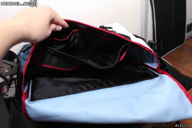 開箱~是郵差包也是相機包~TIMBUK2!!第二彈~~~
