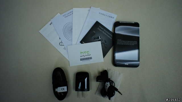 首次開箱 HTC Desire HD