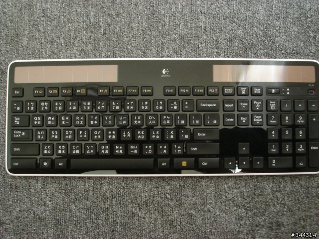 羅技 太陽能無線鍵盤 K750