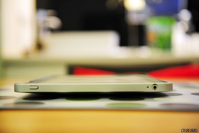 (ipad的周邊小物)買了iPad,也該為iPad添點行頭了!Moshi iVisor XT、iGlaze以及Moshi Concerti for iPad分享!