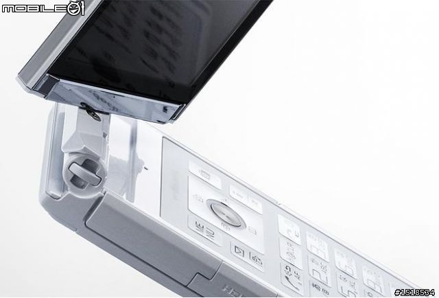 docomo PRIME series F-01C by Fujitsu 預定2010年11月發售