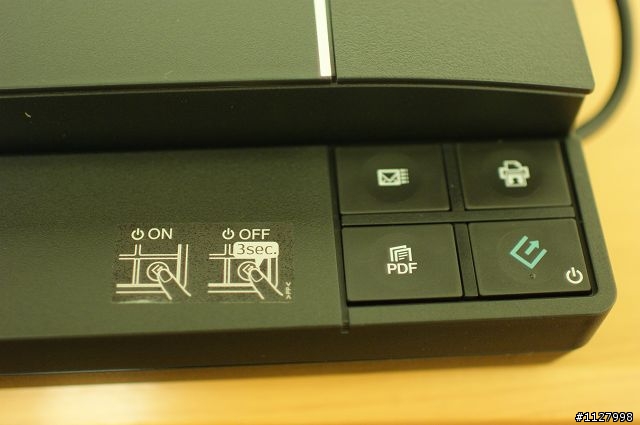 只有A4大小但卻能掃描A3以上文件的EPSON Perfection V330 PHOTO