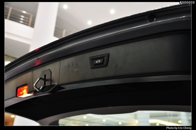 首台 BMW X6 40D 開箱