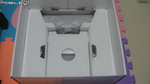 Xbox 360S 4G主機 + Kinect同捆組開箱分享