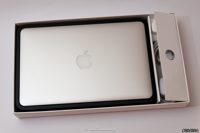 開箱 MAC AIR 11′6 香港訂製機