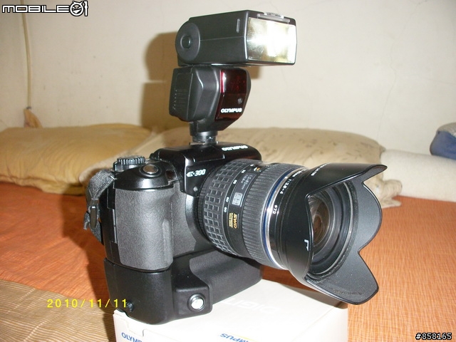 開箱文....E-300用電池手把HLD-3...
