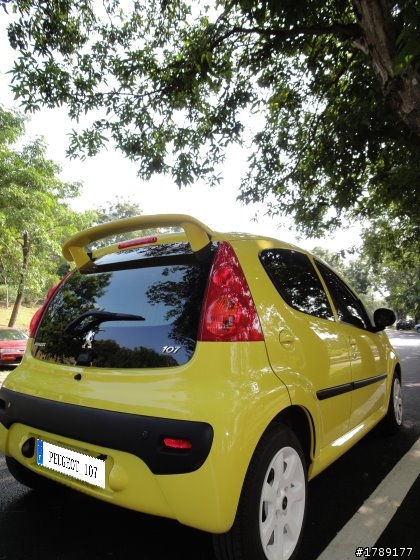 peugeot 107 羅浮經典版 梵谷黃交車分享