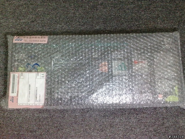 羅技 太陽能無線鍵盤 K750