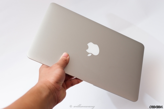 開箱 MAC AIR 11′6 香港訂製機