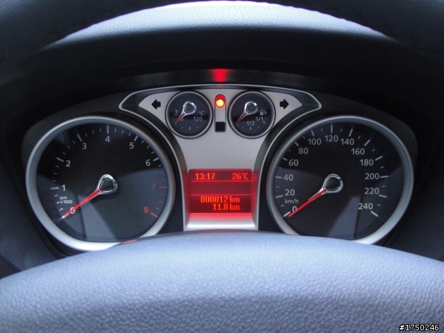 10年 FOCUS 1.8 GHIA 雷霆綠 開箱!
