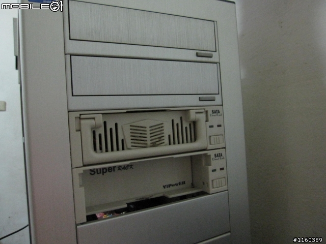 關於硬碟抽取盒問題? 硬碟供電、資料傳輸、晶片....不穩....