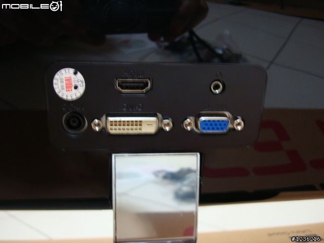 LG E2360 V-PN 超薄極美獵豔液晶螢幕開箱文