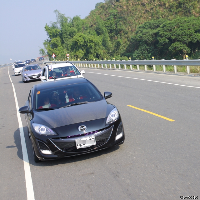 聖誕繽紛樂 跟著MAZDA “ZOOM ZOOM HUG”一起去草嶺國小(感動全記錄)