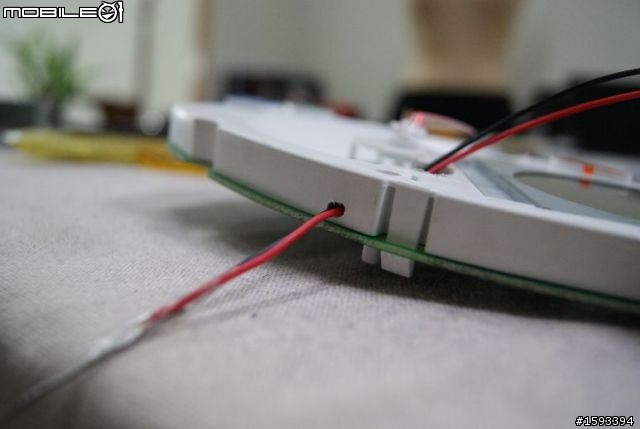 (分享)五期新勁戰 DIY電壓表