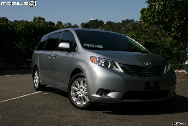 Sienna Limited 2010 全配--新增使用感想 32樓