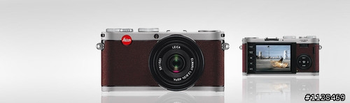 在中國買BMW 大7,送的BMW聯名限量版 Leica X1相機