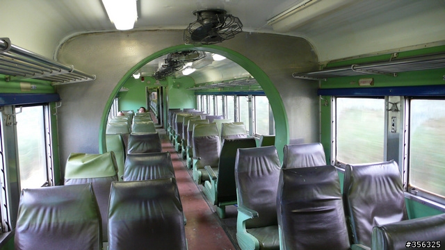 白鐵仔,藍皮車--花東火車懷舊之旅