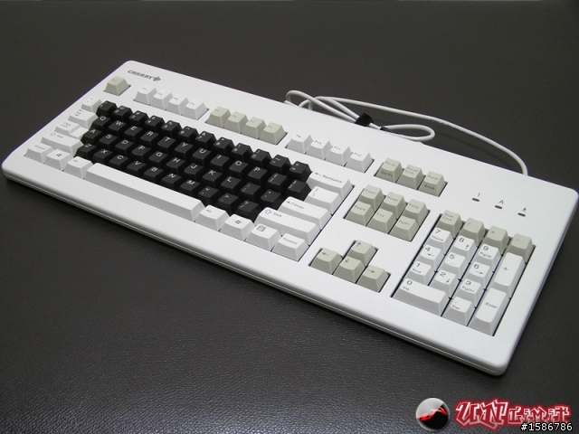 CHERRY G80-3000 VS Razer BlackWidow 青軸比較