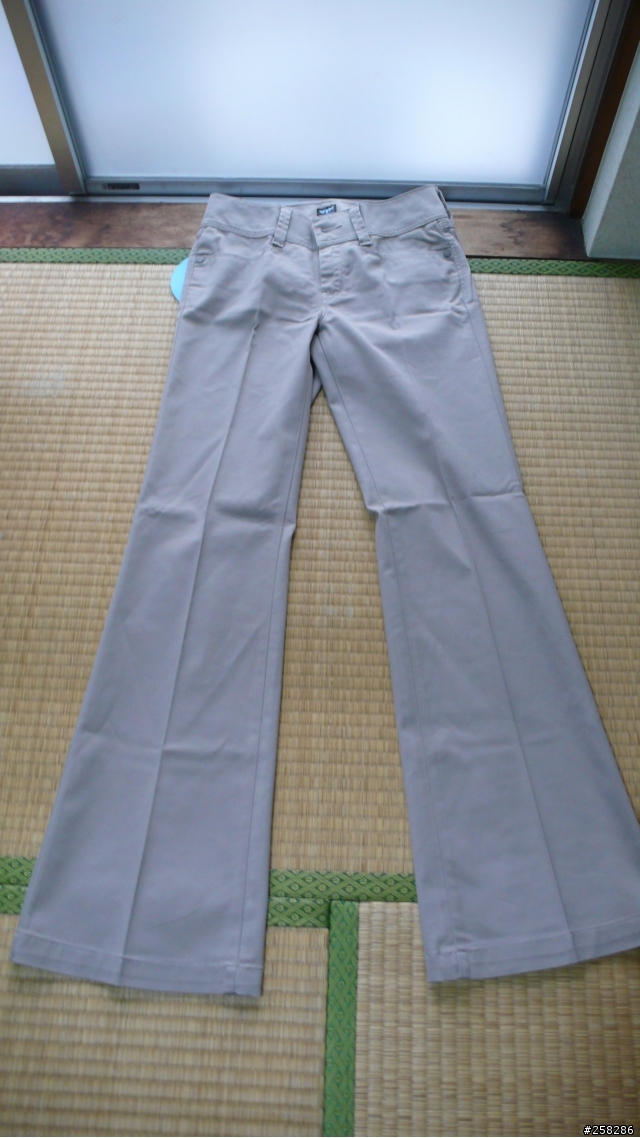 女生也要很帥氣 女版Levi's 五連發!