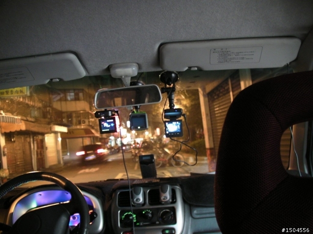 行車記錄器評比,真的需要補光燈嗎?