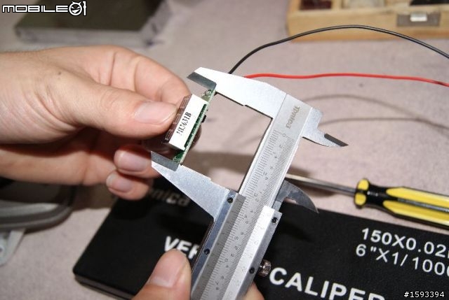(分享)五期新勁戰 DIY電壓表