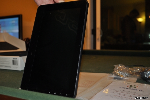 ViewSonic G-Tablet 10.1" 不專業的小開箱文
