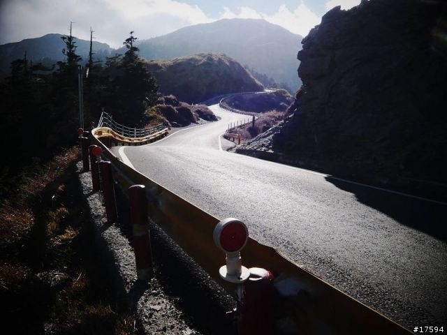 三台愛將環半島,直攻武嶺冷颼颼【美景美食全記錄!】
