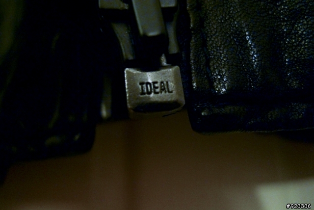 DKNY Jeans 立領皮衣小分享