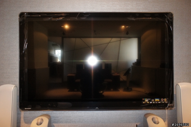 四原色革命【Quattron】SHARP LC-60XF3DT~3D液晶電視初登場(簡易開箱。圖多= =)
