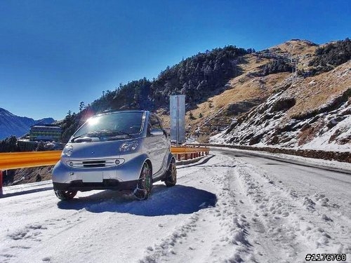 載著 HONDA MOTOCOMPO モトコンポ 合歡山賞雪之旅 !