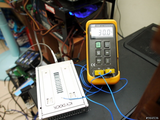 2.5吋磁碟機的新家-ICYDOCK MB982IP-1S 轉接盒