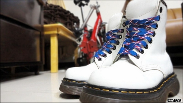 【分享】Dr. Martens 8499之老鞋也有春天