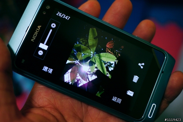 【不是開箱文】我就愛藍Nokia N8