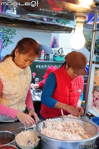 四個臭男人與CAMRY的侯硐九份一日之旅