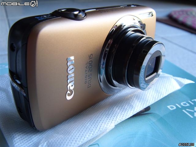 我的第一台相機 Canon IXUS 200 IS